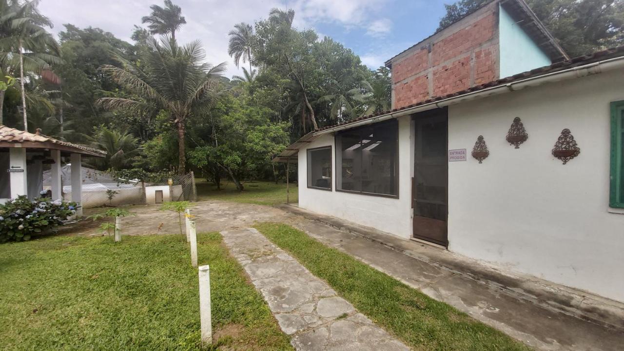 Chale No Jardim Ar Condicionado Pereque Acu Villa Ubatuba Kültér fotó